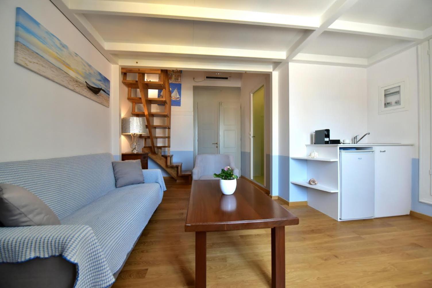 Douskos Guesthouse Хидра Екстериор снимка