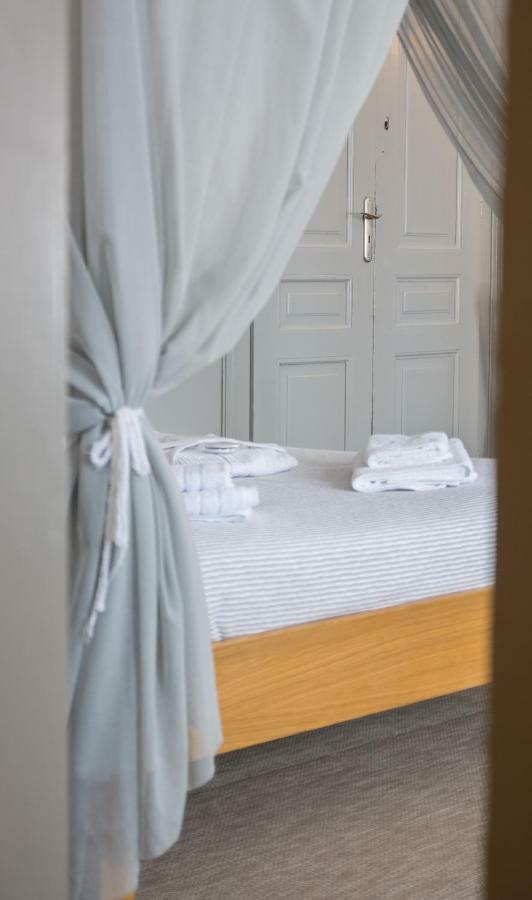 Douskos Guesthouse Хидра Екстериор снимка
