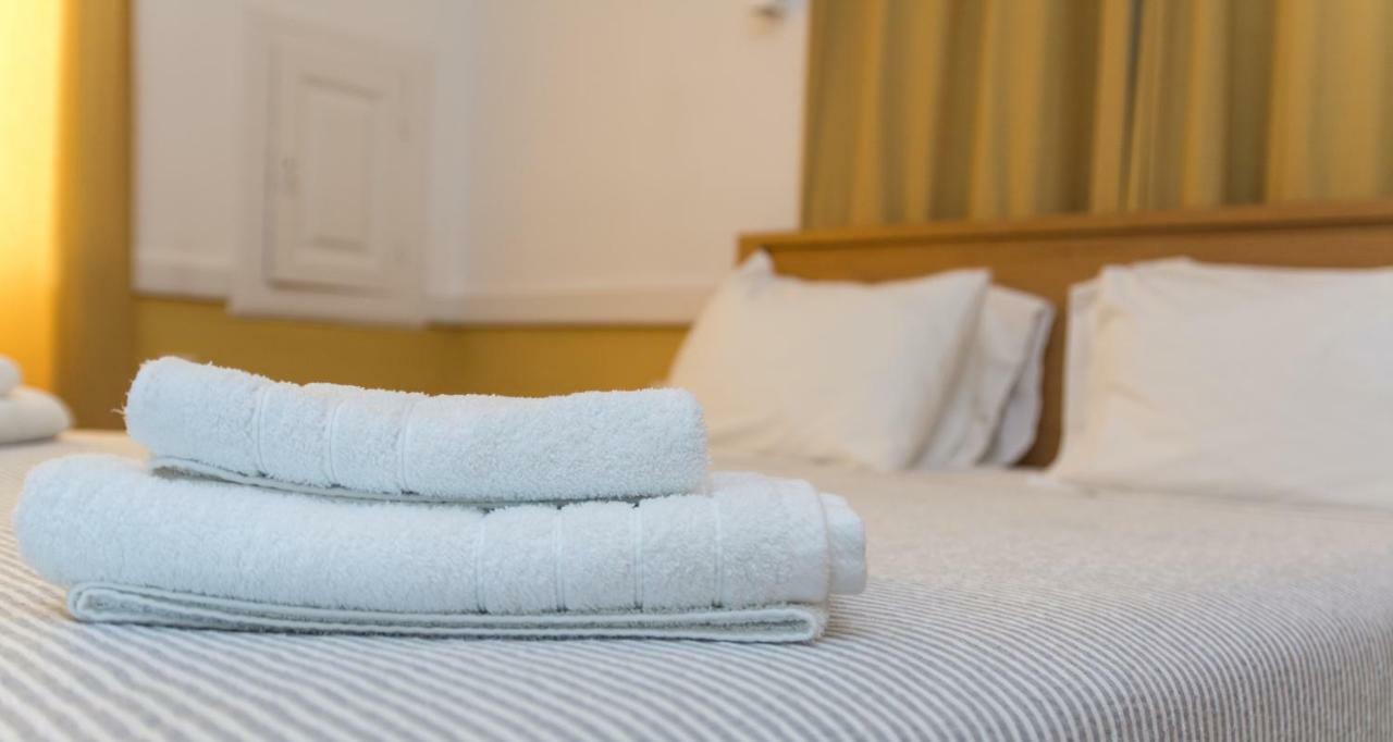 Douskos Guesthouse Хидра Екстериор снимка