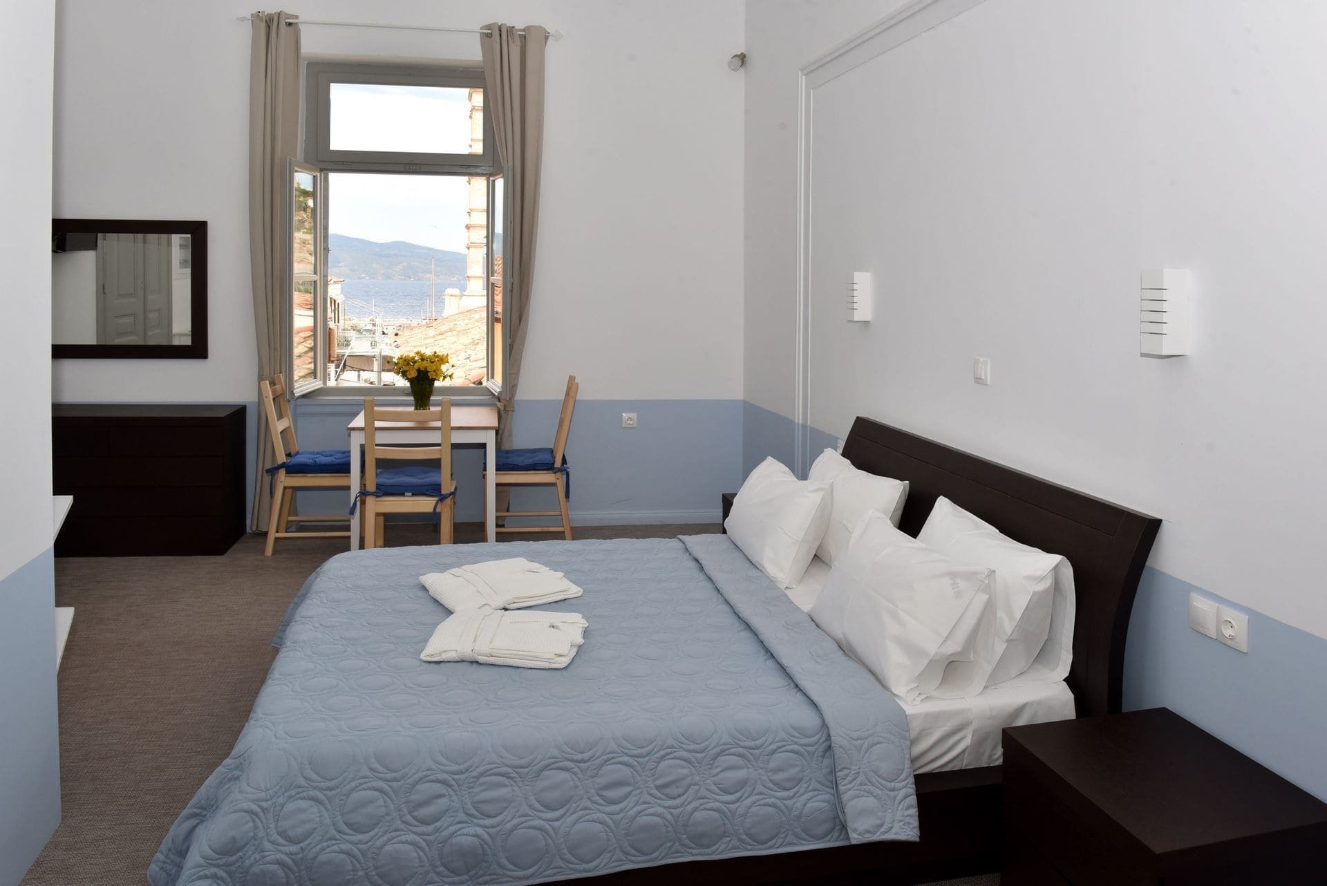 Douskos Guesthouse Хидра Екстериор снимка